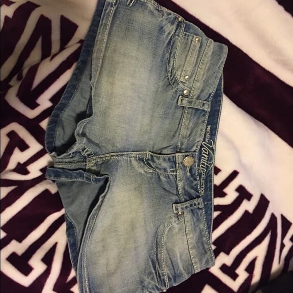 VANITY SHORTS